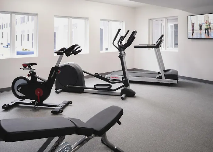Stayapt Suites Greenville-Haywood Mall