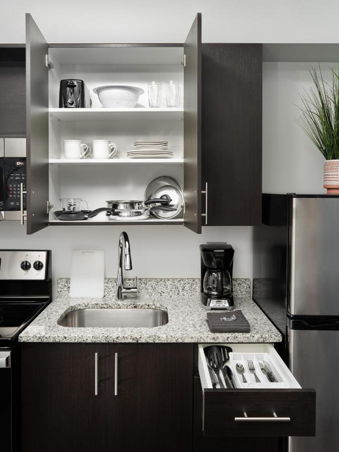 Stayapt Greenville-haywood Mall 3*